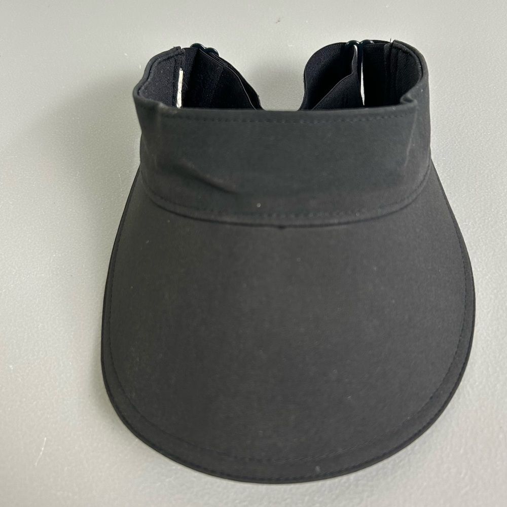 Lululemon women’s fast pace visor black one size